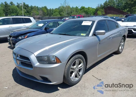 2013 Dodge Charger Sxt z USA, uszkodzony, nr VIN 2C3CDXJG9DH678838
